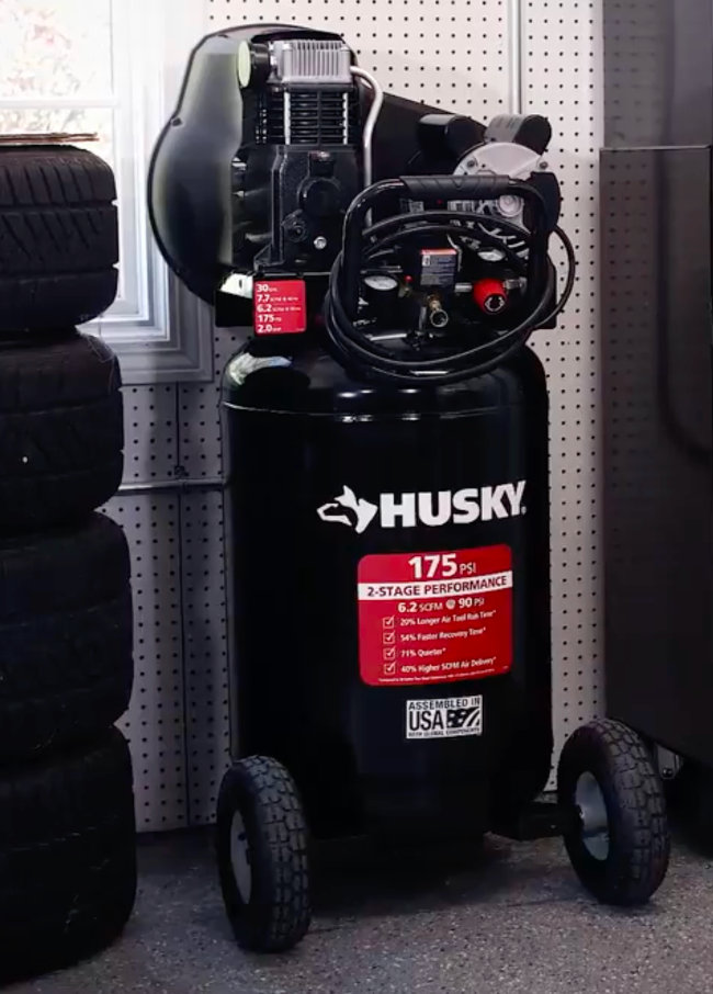 Husky 30 Gallon air compressor C304H