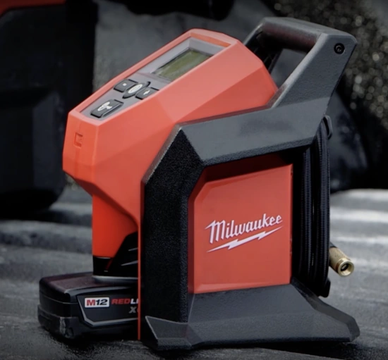 Milwaukee M12 Compact Inflator (2475-20)