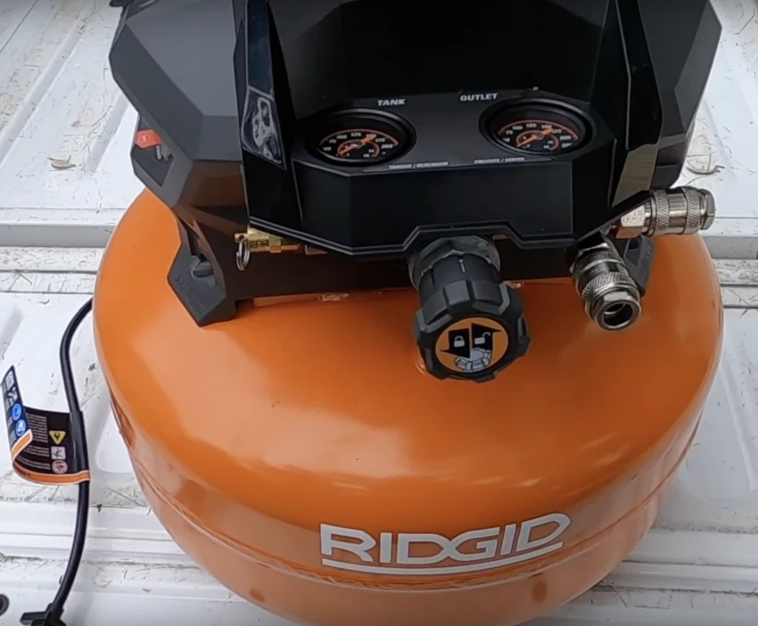 Ridgid 6 Gallon Air Compressor, OF60150HB