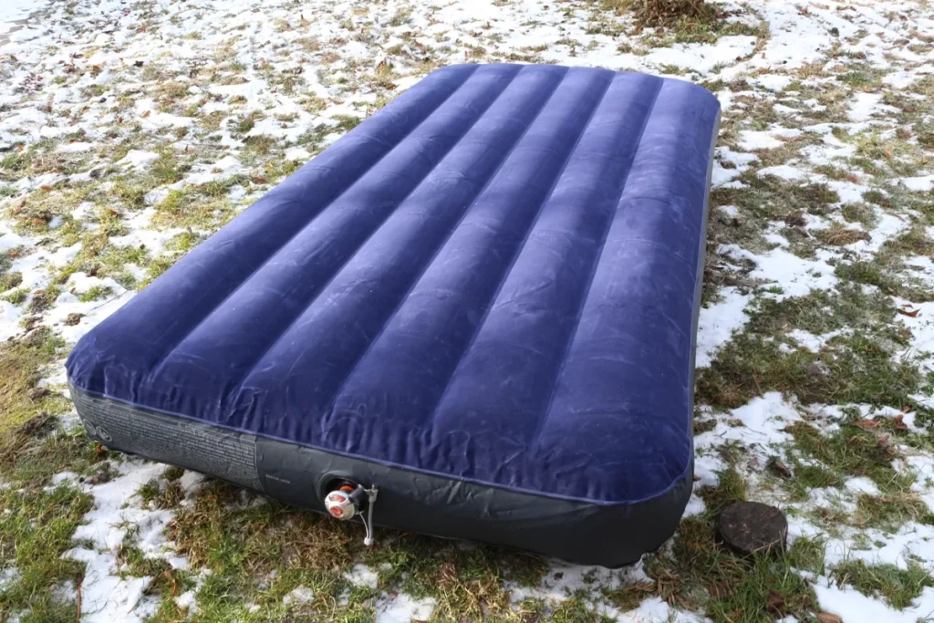 GIGA PUMP Air Inflated Large Guest Mattress